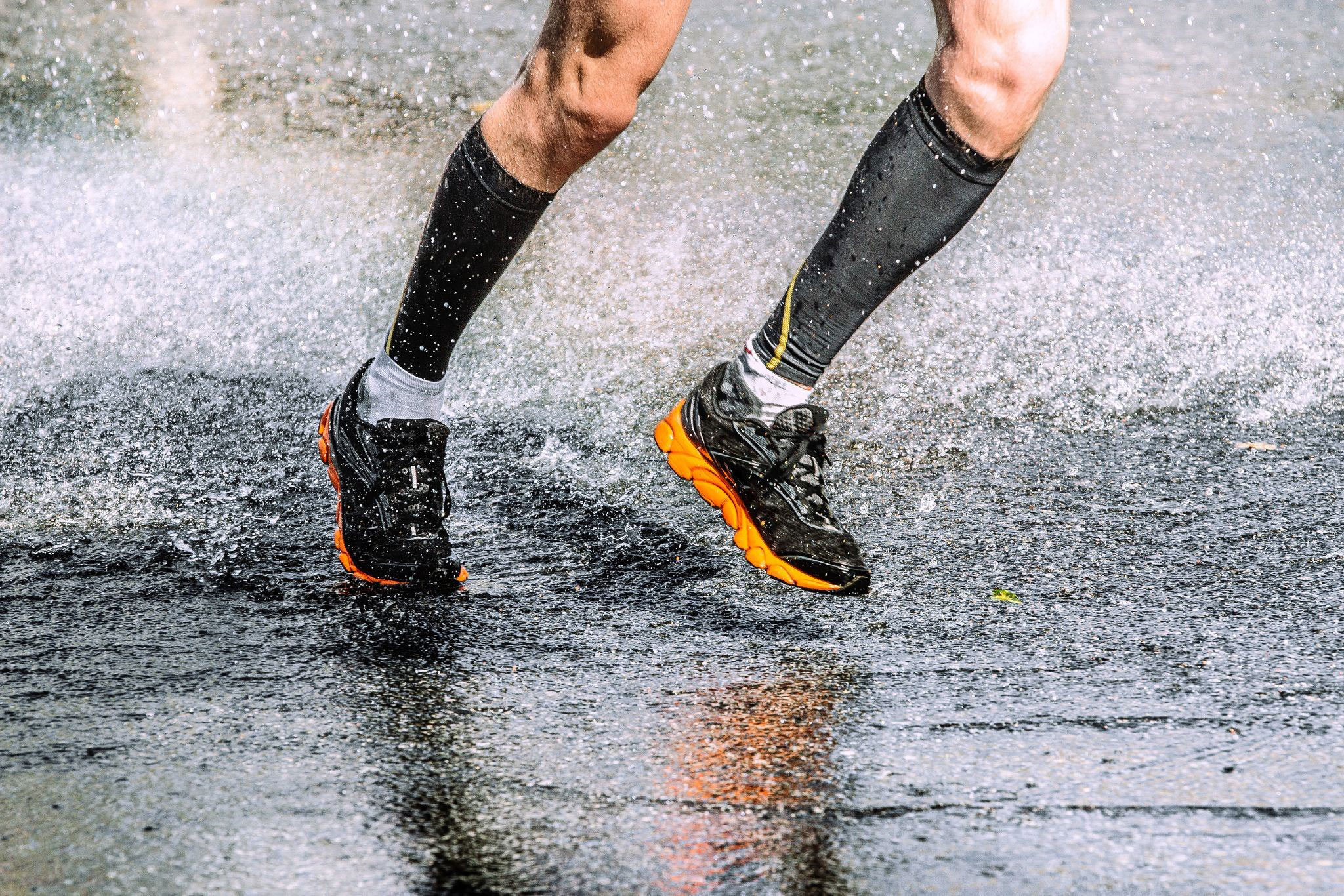 Painful legs at rest? Compression socks for work and other vein health